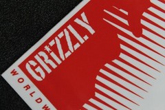 GRIZZLY Skateboard Griptape Bear Red White Fade Z47A OG Skateboarding STICKER