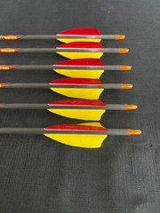 Black Eagle Outlaw 3″ Shield Cut Feather Fletched 500 Arrows 1/2dz BRAND NEW