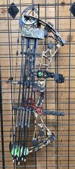 Martin Phenix Inferno 33 RH Compound Bow With Accessories