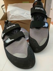Climb X Rave Granite Men Size 8 Gray Solid Neutral Strap Rock Climbing Shoes NEW
