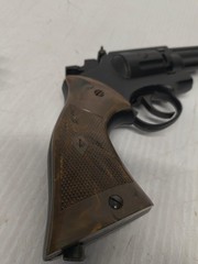 Crossman Model 38T .177 Caliber Pellet Six Shot Double Action Revolver Working