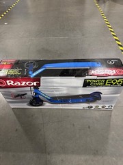 RAZOR E95 ELECTRIC SCOOTER, 120LB, 10MPH – BLUE