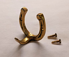 Solid Brass Horseshoe Hook w/ Screws 1 3/4″x1 3/4″