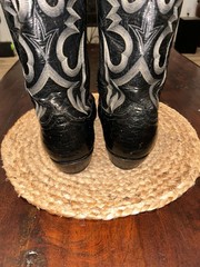 Tony Lama – El Rey Full Quill Ostrich Cowboys Boots (9.5D)
