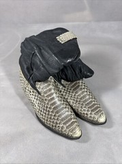 Dingo black snakeskin cowboy boots -size 12D Kids B4