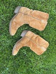 Vtg 1978 Wolverine Durashock Cowboy Boots Wheat Suede Vibram Soles Men’s 9 2E