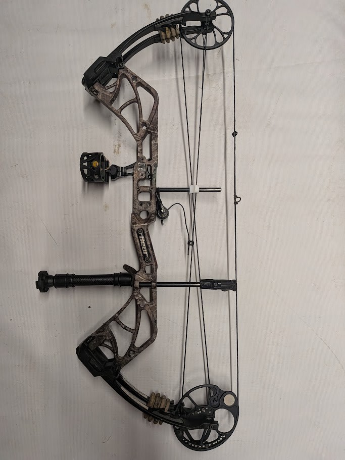 Bear Species Compound Bow Package! RH 23.5-30.5″ 55-70lbs. QAD arrow rest sight