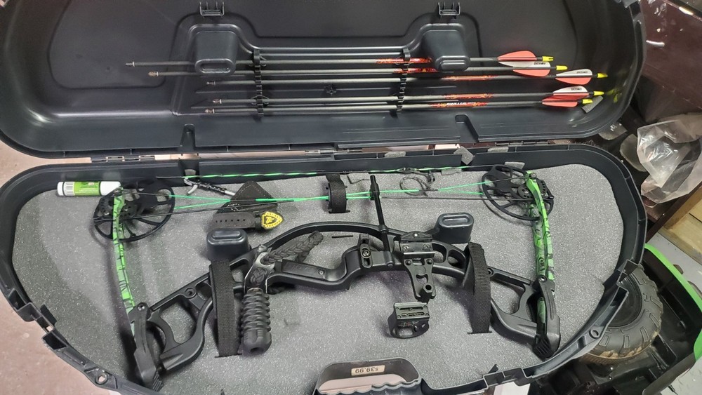 Hoyt Ignite Compound Bow – RH – 15-70# – 19-30”