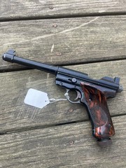 Vintage crosman mark I .22 cal co2 pellet air pistol /works great