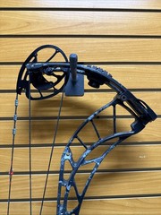 Obsession Defcon M2 6 Compound Hunting Bow – 70#, 27” – Item 3754