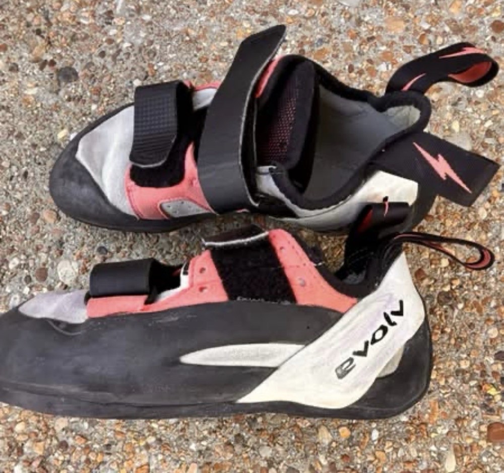 Evolv Climbing Shoes US 9 Youth UK 40 Blue Grey Rock Outdoor