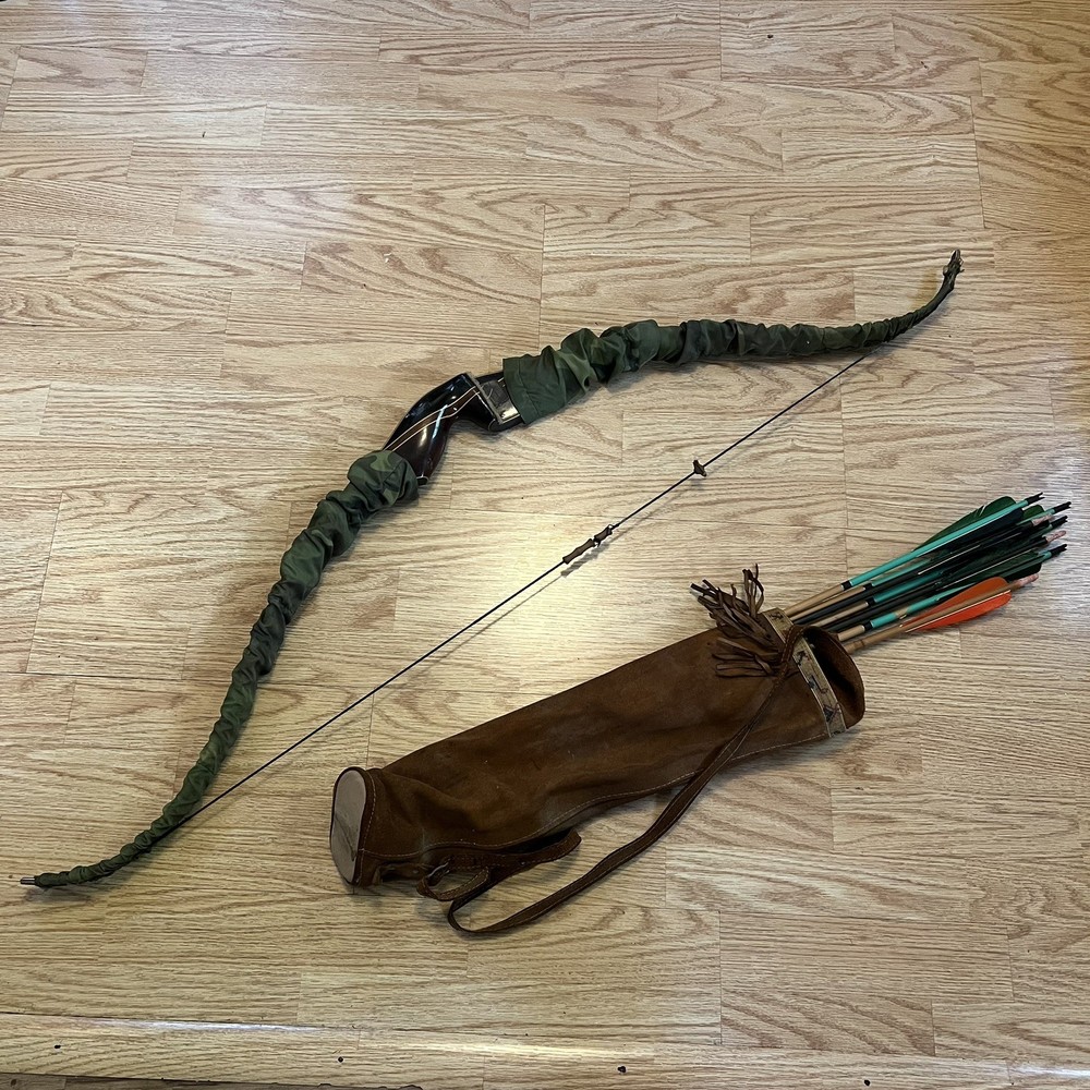 Vtg Browning Cobra RH Recurve Bow Archery 40# 50” Native American Quiver+Arrow
