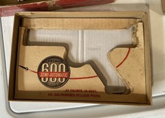 1960’s CROSMAN Model 600 .22 CO2 Semi-Automatic Pellet Air PISTOL – Works Great