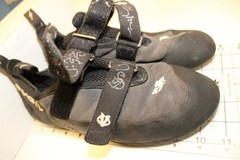 Evolv Defy VTR eco-TRAX Biginner Rock Climbing Mens Size 9 9.5 Black Strap Shoes