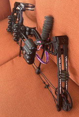 Velocity Archery Adjustable Compound Bow 30-55lb 19-29″ Draw cb50- RH