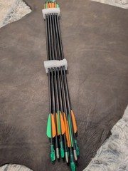 12 Black Fiberglass Target Practice Arrows 28 In