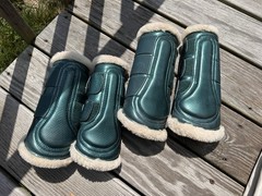 Equestrian Stockholm AMAZONITE Full Dressage Set – Pad, Bonnet, Boots EUC