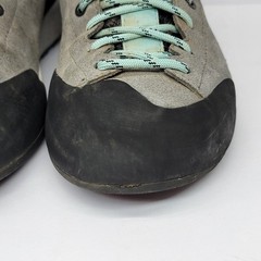 Scarpa Gecko WMN Water Resistant Suede Hiking Shoe Men Size 6 Womens Size 7