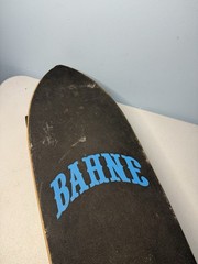 Vintage Bahne 34-1/2″ Long Skateboard Day of the Dead Skull Deck 65mm