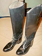 Her 7 1/2 B Black leather riding boots with laces & fancy toe, unused. Made USA