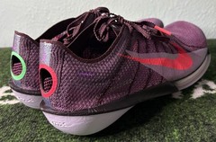 US Men’s 8.5/W 10 – Faith Kipyegon x Nike Air Zoom Victory 2 «Fuchsia Dream» (1)