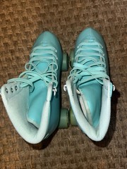 C SEVEN Adults Aquamarine Roller Skates (58MM83A) Size 8