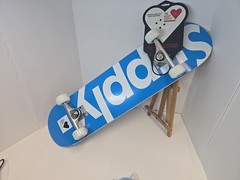 The Heart Supply Skateboard Bright Blue 54mm Wheels 7-Ply Maple Deck Ages 8+