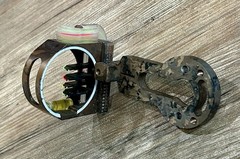 Black Gold 4 Pin Archery Sight Camo