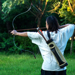 Deerseeker 52″ Handmade Recurve Bow Set for Adults & Youth – 20-80Lbs