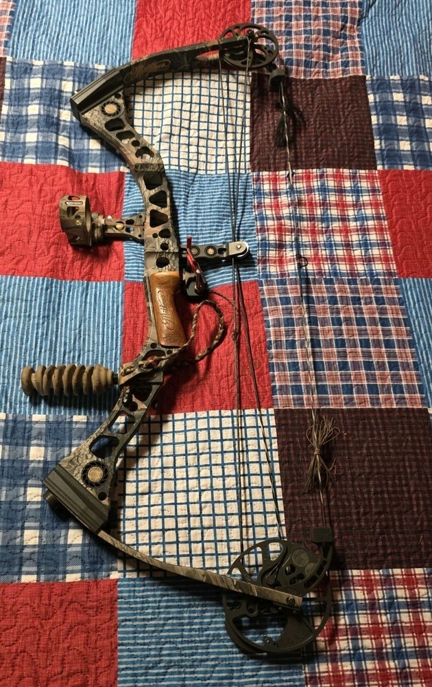 MATHEWS STITCHBACK COMPOUND HUNTING BOW RH LOADED RIGHT HAND 27″ 60LBS BOWHUNT
