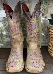 Macie Bean Floral Embroidered Suede Western Cowboy Boots 9.5
