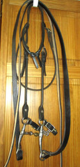 WEAVER BLACK LEATHER FUTURITY KNOT WESTERN BRIDLE W/SPLIT REINS, DLB JOINT BIT