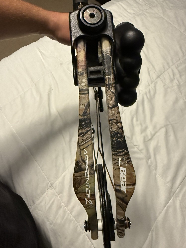 Bear Apprentice 2 RH Compound Bow Camo 60lb 23-27in Draw 31in Length