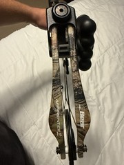 Bear Apprentice 2 RH Compound Bow Camo 60lb 23-27in Draw 31in Length