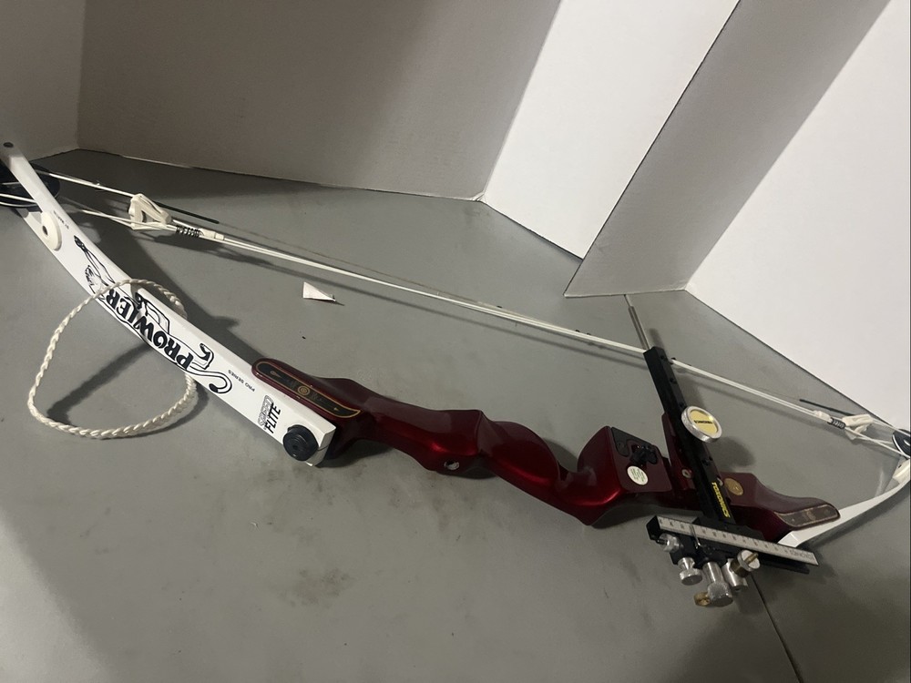 Vintage Martin Prowler Pro Series Compound Bow RH Red w/ Toxonics Sight