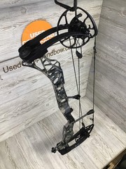 Used Mathews Lift X 29.5 Right Hand Kuiu Verde riser/ Black limbs 27″/70#