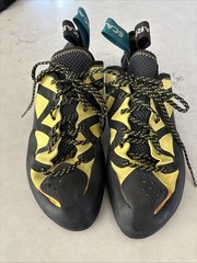 Scarps Vapor Lace Climbing Shoes Size 44 1/2. US 11.5