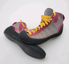 Vintage Boreal «Lince» climbing shoes, a classic model popular in the 80s EU 39
