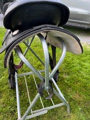 16″ Simco Western Saddle double rig great condition
