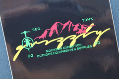 Grizzly Skateboards Griptape LRG Mountain Z58B Original Skateboarding STICKER