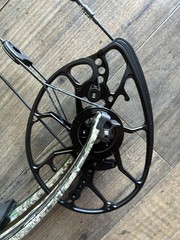 Mathews Lift 29.5 Compound Bow in Sub-Alpine Camo RH 29″ 70# 348fps!