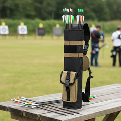 Adjustable Archery Arrow Quiver Back/Shoulder Wearable Nylon Arrow Holder Pocket
