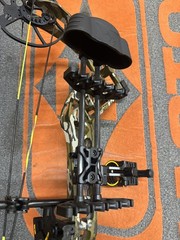ADAPT 2 HP RTH COMPOUND BOW – NEW IN BOX – 55-70 Lbs. – 27” – 32” Draw