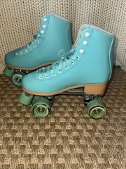 C SEVEN Adults Aquamarine Roller Skates (58MM83A) Size 8