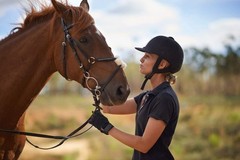 Women’s Equestrian Gloves – Durable Horse Riding Mitts for All Seasons