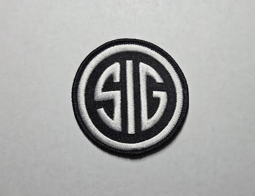 SIG Sauer 2 1/2″ Round (embroidered iron/sew on patch)