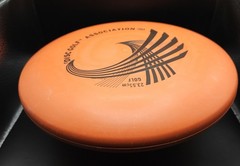 VERY RARE 1983 Ben-Wal Kitty Hawk Soft Touch 1 stamp Orange Disc Golf 174g
