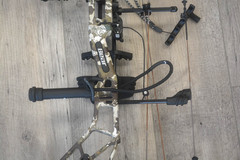 Bear Paradigm RH Compound Hunting Bow *Fired Once* FREE SHIPPING