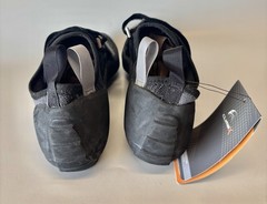 Climb X Rave X- Grey-Gray Straps US Men’s 10.5 EU 44