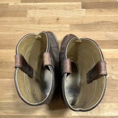 Justin 3410Y Youth Cowboy Boot with Bay Apache Leather Foot and a Roper Toe 6D